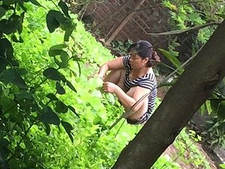 Huong Nguyen большая задница