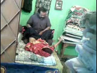 گھر ویڈیو میں کرنے کے لئے ایک فوری بھاڑ میں مقدار غالب پاکستانی جوڑے