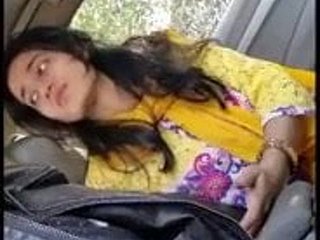 کار ایف آئی آر BJ میں پاکستانی پریمی