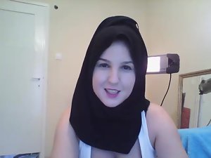 cakma turbanlidaki gote bakin