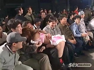 Japanse meisjes worstelen