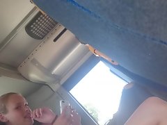 Мигание горна для 2 горячих подростков в автобусе part2