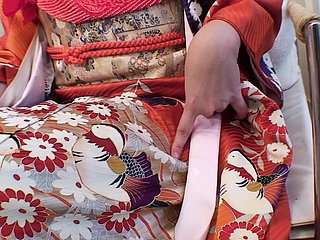 Asians perceive when a vibrator is on their clitoris