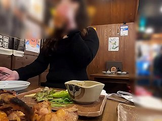Voyeur privado japonés completamente unquestionable Hermoso culo Cambio repentino en una traviesa joven de 28 años que trabaja en una heladería Conocí a una mujer amante del sexo que gemía una y otra vez e