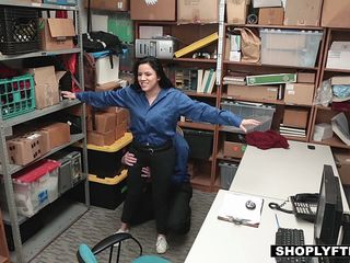 ShopLyfter - एल.पी. अधिकारी अपमानित चालाक किशोर चोर